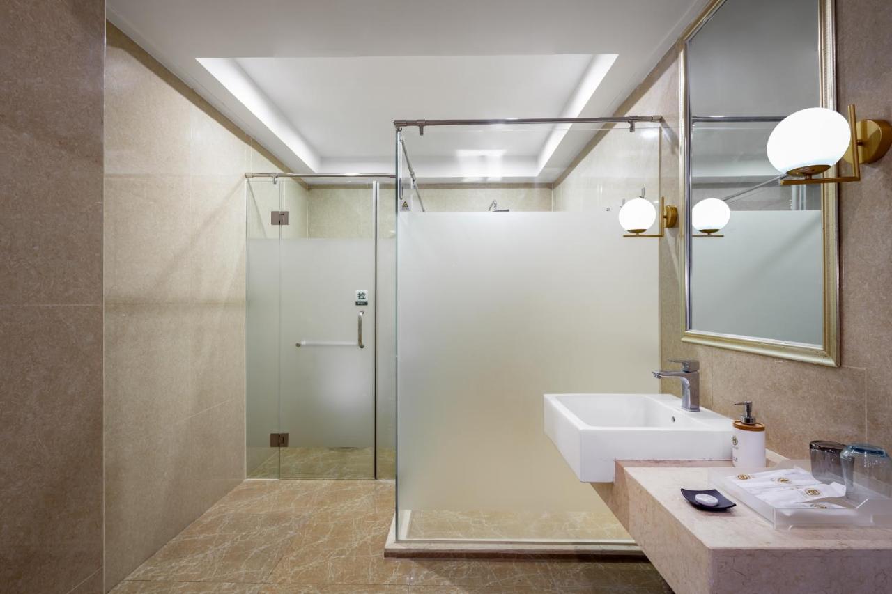 Wenhao Seaview Hotel Sanya Exterior foto